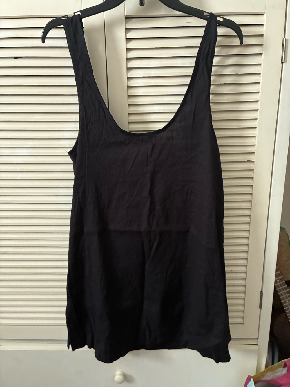 WeWoreWhat Black Scoop Neck Mini Shift Dress